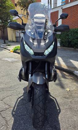 HONDA X-ADV 